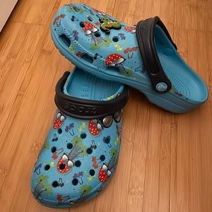 summer-themed crocs